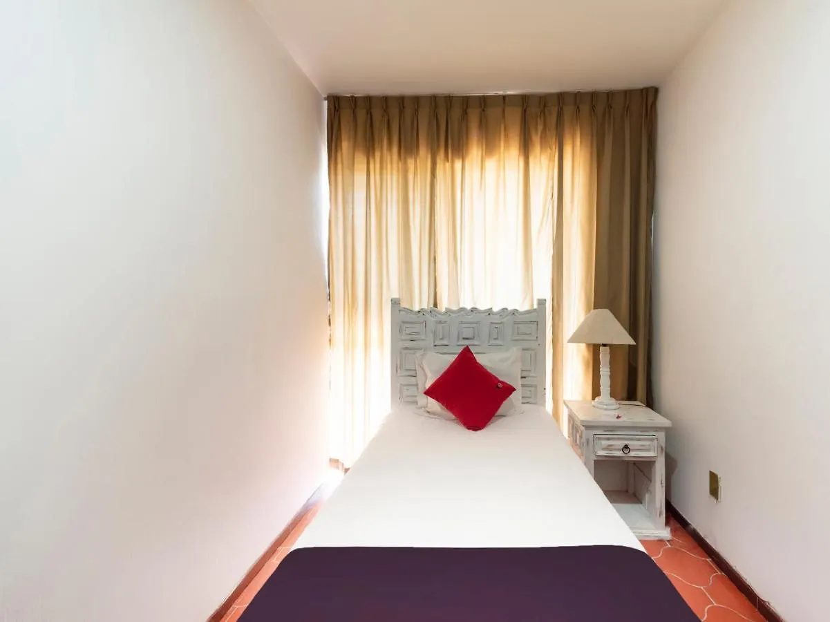 Suites Internacional Zapopan Hotel